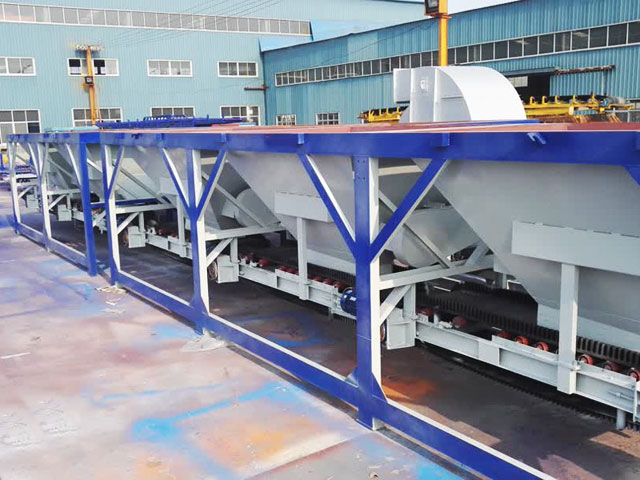 攪拌站(zhàn)配料倉(cāng)