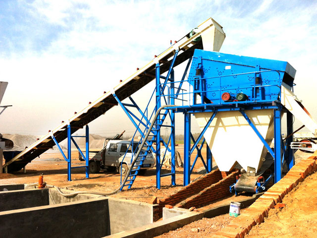 混凝(ning)土攪拌(ban)站同步(bù)振動水(shui)洗機