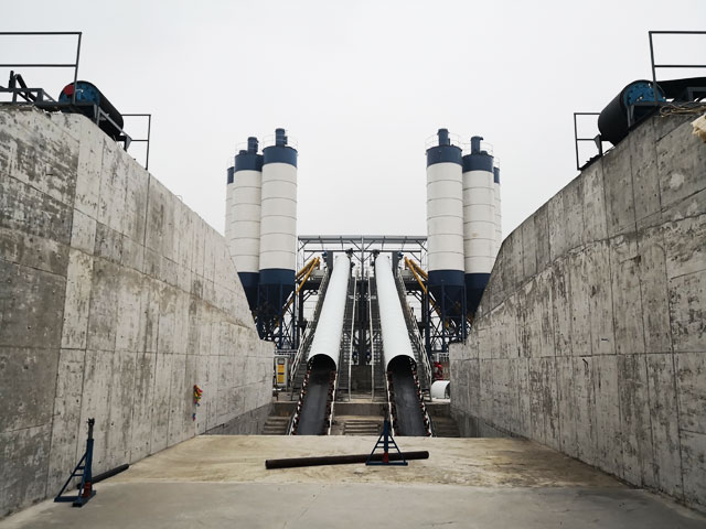 HZS120水(shuǐ)工用混凝(níng)土攪拌站(zhàn)