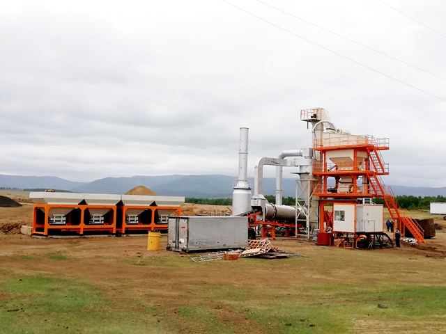 瀝青攪(jiǎo)拌站用途(tú)及組成