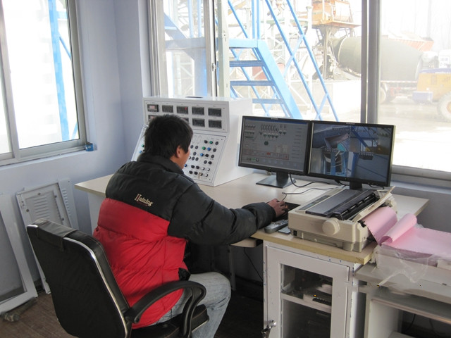 混凝(níng)土攪拌(ban)站水泥(ní)倉和控(kòng)制系統(tǒng)的維護(hu)和保養(yang)